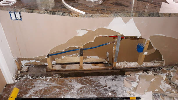 Best Emergency water damage restoration  in Gatesville, TX